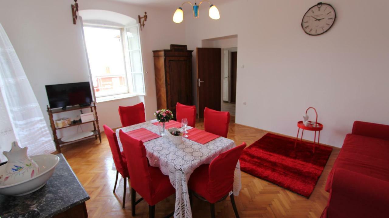 ורבניק Apartment Palazzo Sare מראה חיצוני תמונה